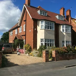Merlstead House 2* Hornsea